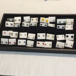 32 Elegant Assorted Stud Earrings Set. #28